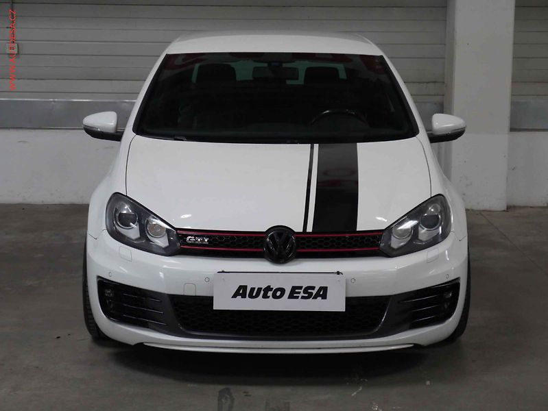 Volkswagen Golf (2009) 2.0TSi, servis.kniha - fotka 2 z 17