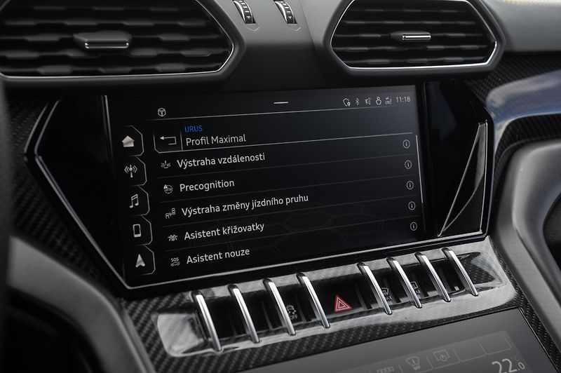Lamborghini Urus (2022) Carbon 478kW PPF Záruka  - fotka 21 z 35