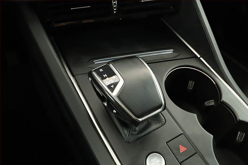 Volkswagen Touareg (2020) 3.0 TDI - fotka 11 z 18