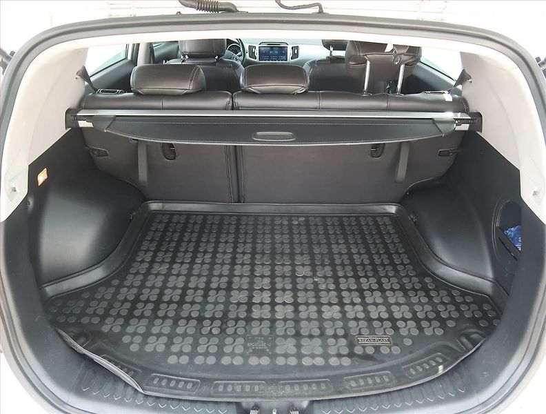 Kia Sportage (2015) 2.0 CRDi, 4X4, Automat - fotka 14 z 18