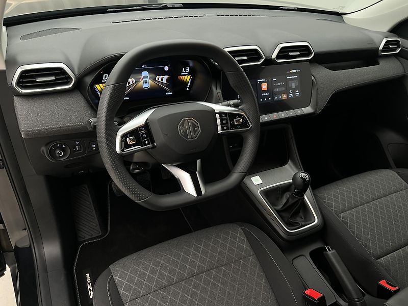 MG ZS 1.5 EXCITE CZ 1.maj. - fotka 4 z 38