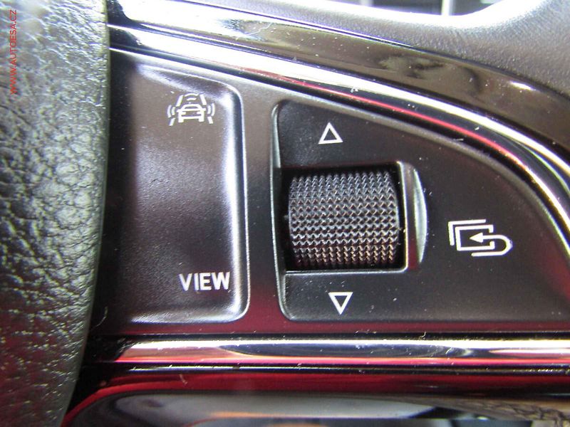Škoda Kamiq (2020) 1.0 TSi, ČR, Style, STK3/28 - fotka 16 z 19