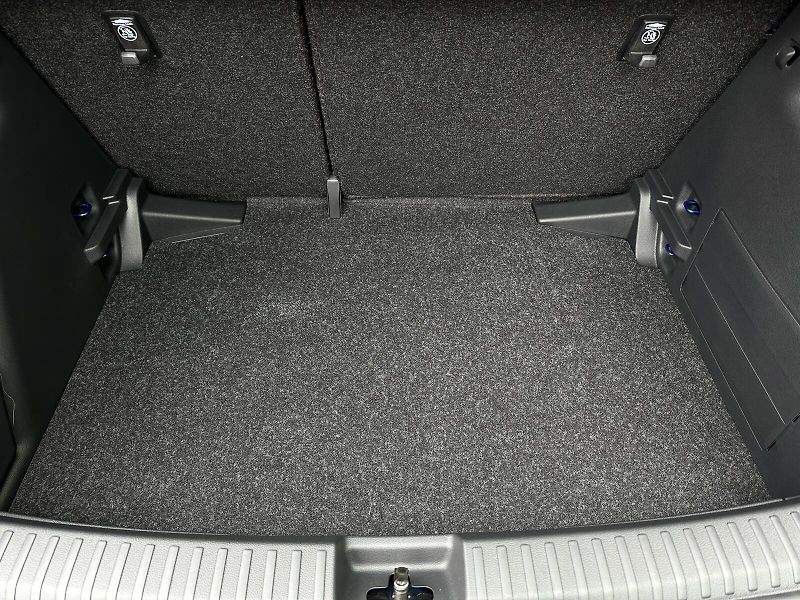 Škoda Fabia 1.0TSi 95PS Selection LED V.Co - fotka 32 z 33