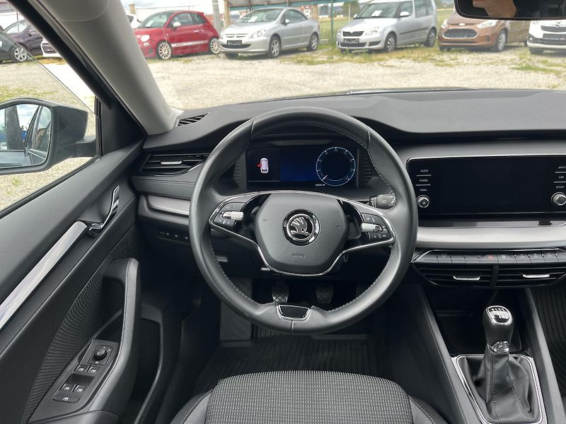 Škoda Octavia (2021) 1.5Tsi 110Kw Virtual cocpit - fotka 18 z 20