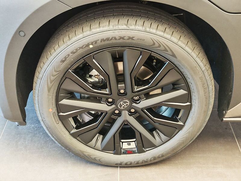 Toyota bZ4X Touring EL 4x4 Executive - fotka 9 z 49