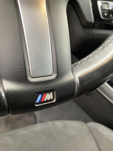 BMW Řada 1 (2016) 118d xDrive, M paket, serviska - fotka 25 z 35