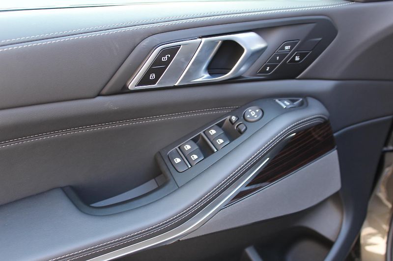 BMW X5 xDrive40d Mpaket - fotka 9 z 26