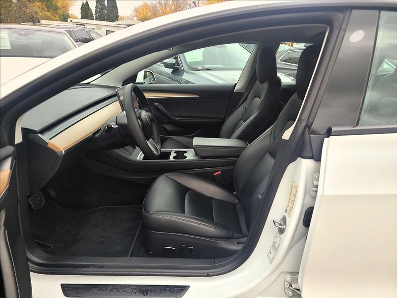 Tesla Model 3 AWD,LR,366kw,DUAL,SOH 89% - fotka 9 z 50