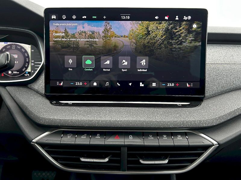 Škoda Octavia (2024) 2.0 TDI 110kW DSG Top Selectio - fotka 19 z 35