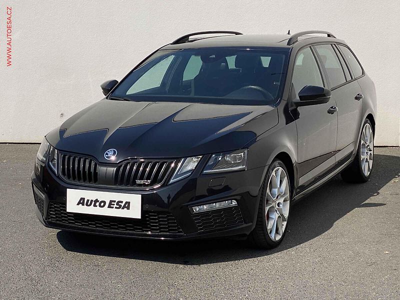 Škoda Octavia (2017) 2.0 TSi, RS, LED, +ALU, panor - fotka 3 z 20