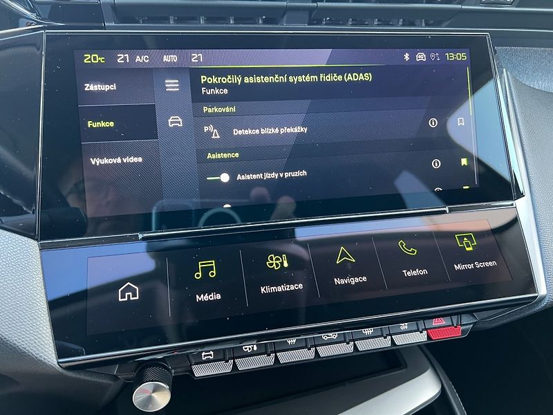 Peugeot 308 (2024) 1.2PT 96kW! Allure! ČR! AUT. - fotka 29 z 36