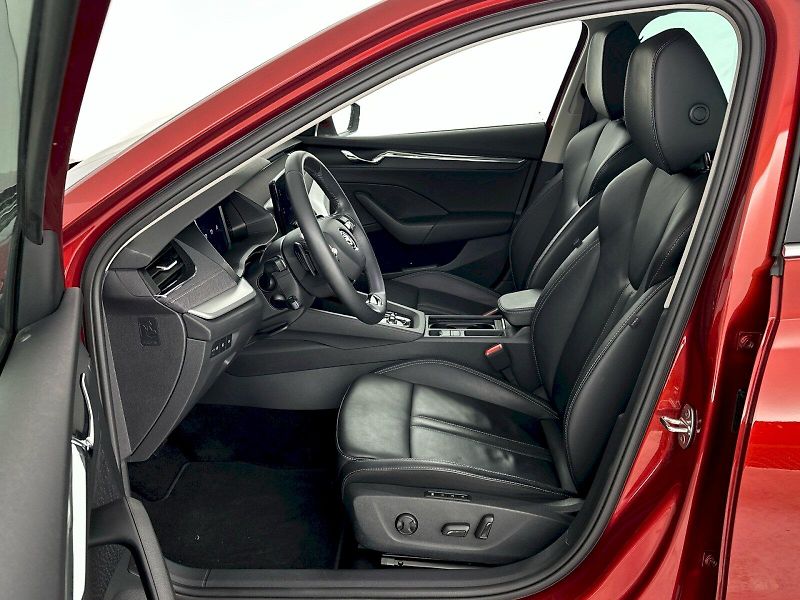 Škoda Octavia (2023) DSG 1.5TSI 110kW Style Exclusi - fotka 7 z 40