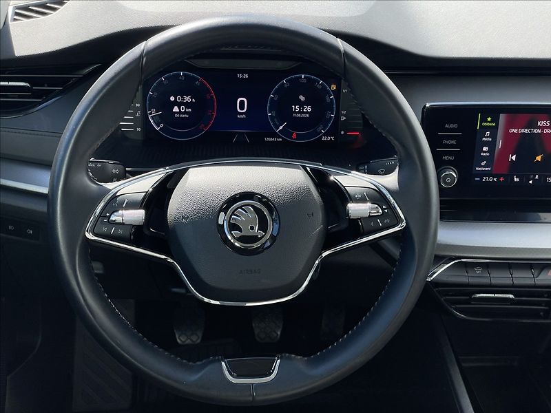 Škoda Octavia 2,0 TDI Ambition Plus LED+PDC - fotka 8 z 23