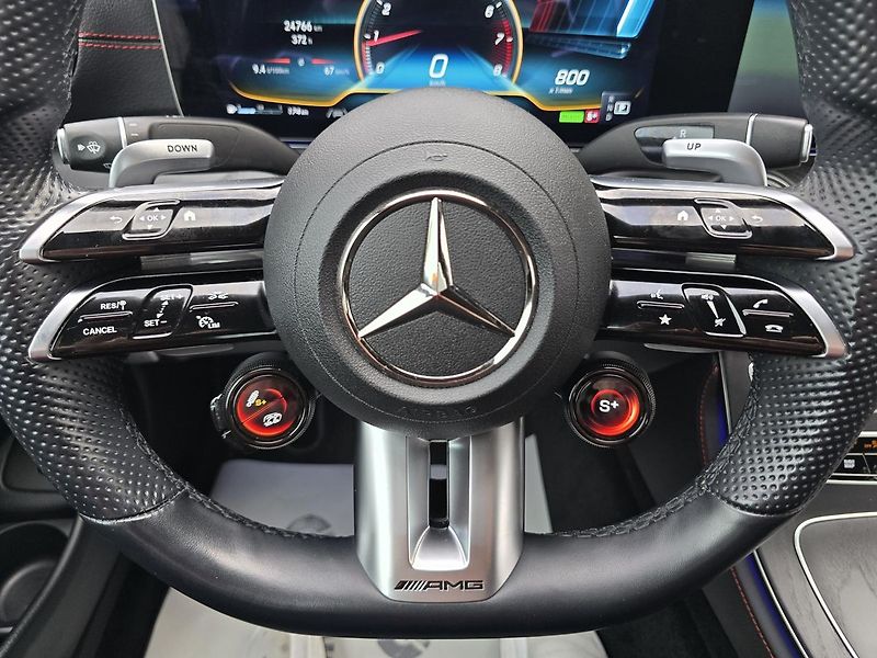 Mercedes-Benz Třídy E E53 AMG 4MATIC+ 360°CAM PANOR. - fotka 33 z 65