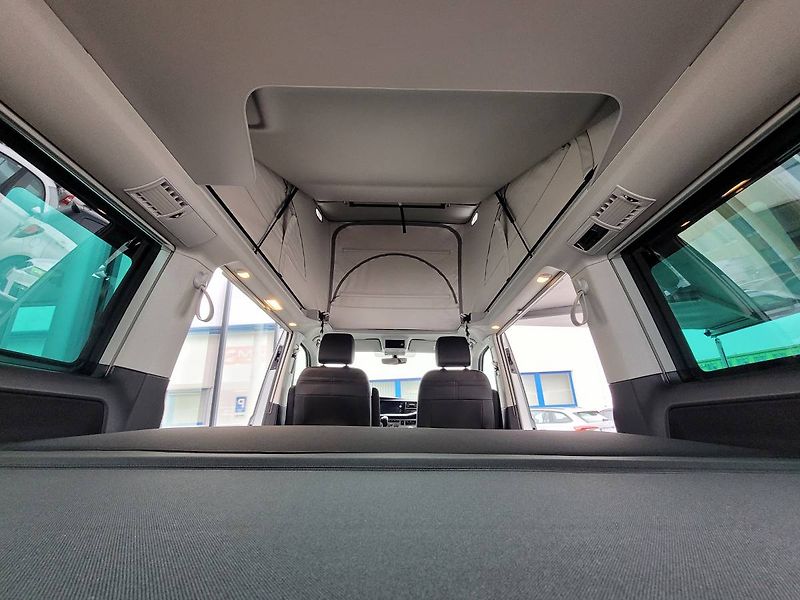 Volkswagen California (2024) Beach Tour 2.0 TDI DSG 7míst - fotka 38 z 64