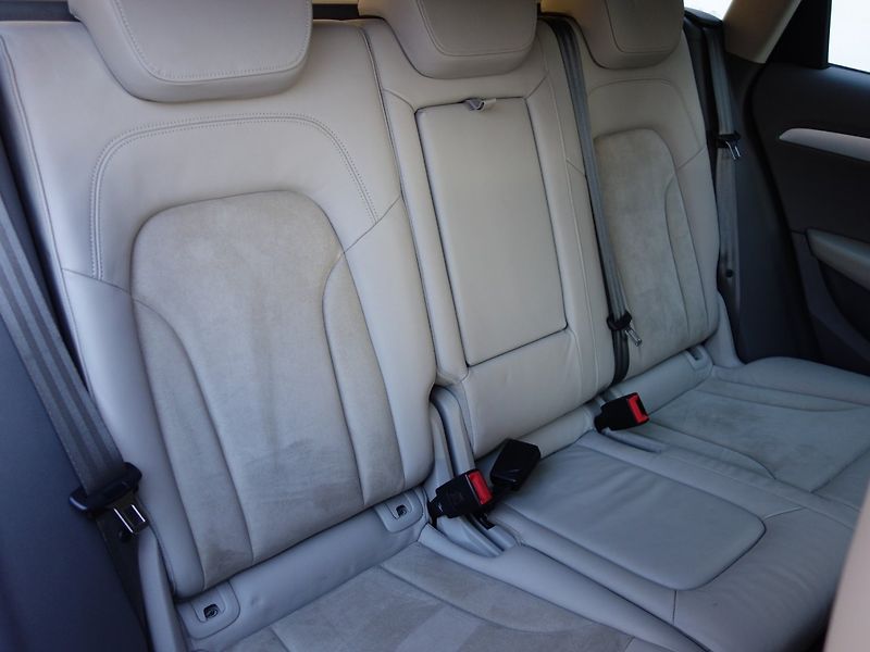 Audi Q5 (2009) 2.0TFSI 155kW QUATTRO - fotka 27 z 43