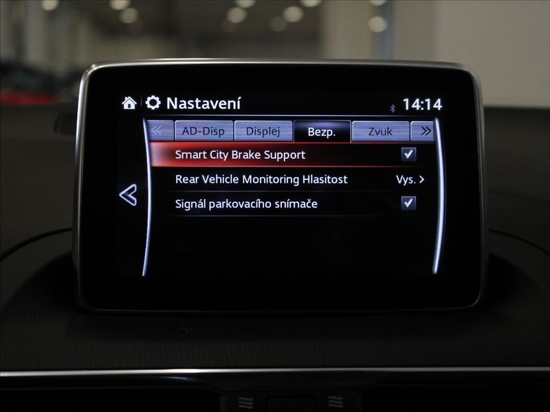 Mazda 3 2,0 G165 Revolution Výprodej! - fotka 12 z 25