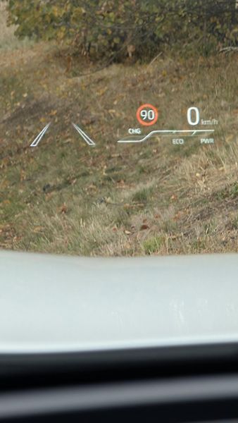 Toyota RAV4 (2025) EXECUTIVE PHEV 4x4, JBL 2,5l   - fotka 15 z 27