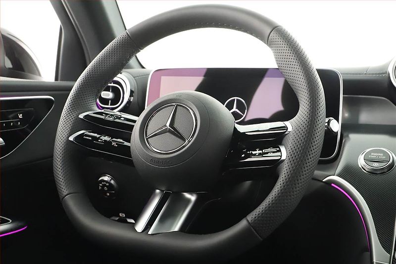 Mercedes-Benz GLC (2025) 220 d 4MATIC, AMG Line - fotka 22 z 29