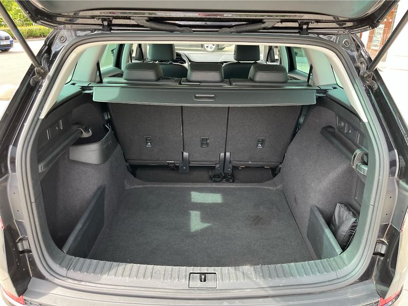 Škoda Kodiaq 2.0 TDI 147 kW DSG 4x4 STYLE - fotka 29 z 30