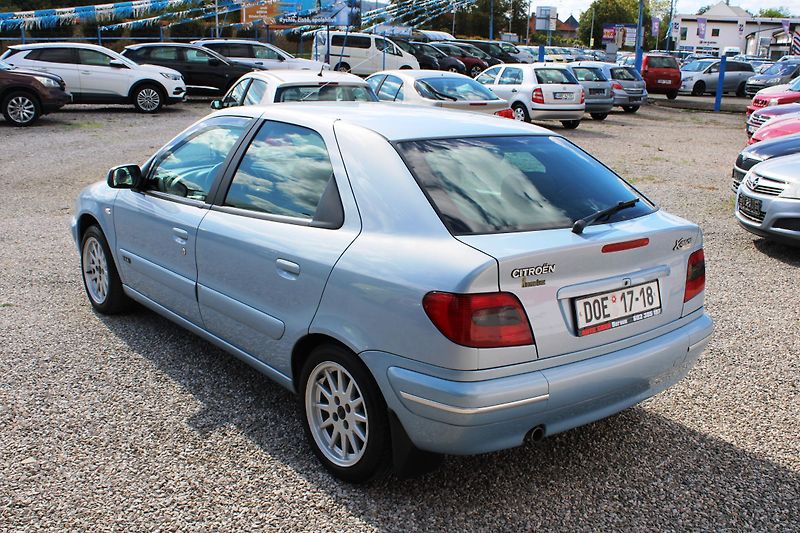 Citroën Xsara (2001) 1.4i VELICE ZACHOVALÝ STAV - fotka 5 z 19