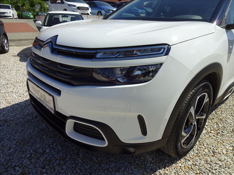 Citroën C5 Aircross 1,2 Pure Tech 96kW - fotka 11 z 50
