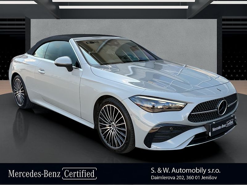Mercedes-Benz CLE 300 4MATIC AMG Cabrio - fotka 3 z 35