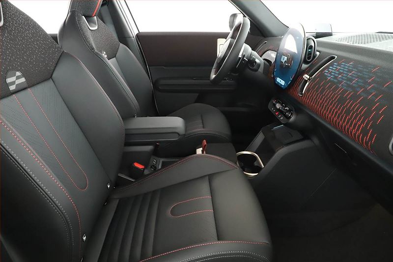 Mini Countryman (2025) S All4, JCW, HUD, Kamera, Navi - fotka 7 z 23