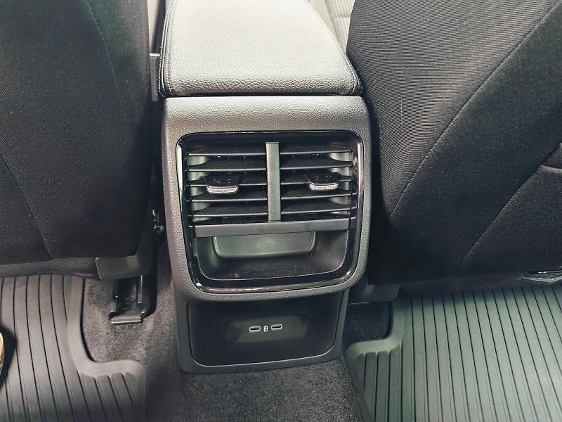 Škoda Octavia (2025) 1,5 TSI 110 kW Selection - fotka 16 z 40