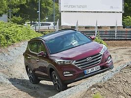 Hyundai Tucson.