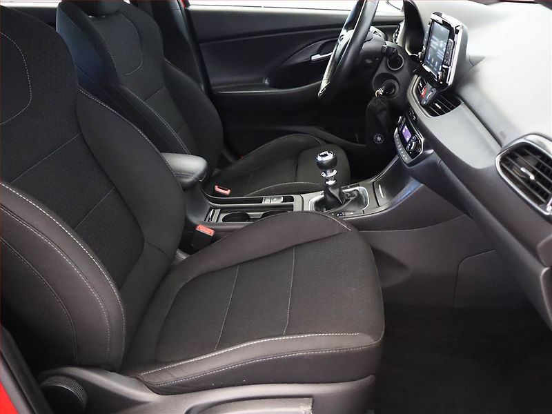 Hyundai i30 (2020) N-Line 1.4 T-GDI, Serv.kniha - fotka 7 z 15