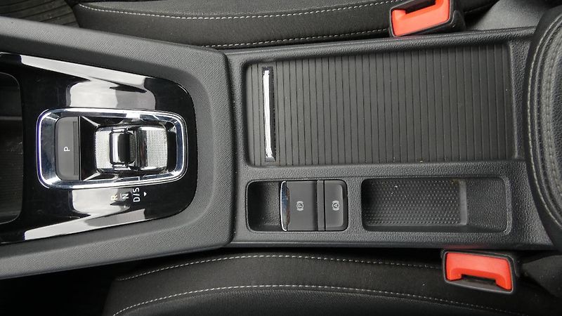 Škoda Octavia Combi 2,0 TDI DSG Style 110 kW - fotka 18 z 25