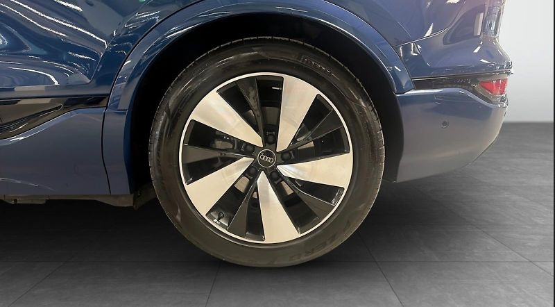 Audi Q6 e-tron Performance 100kWh Tažné - fotka 6 z 12