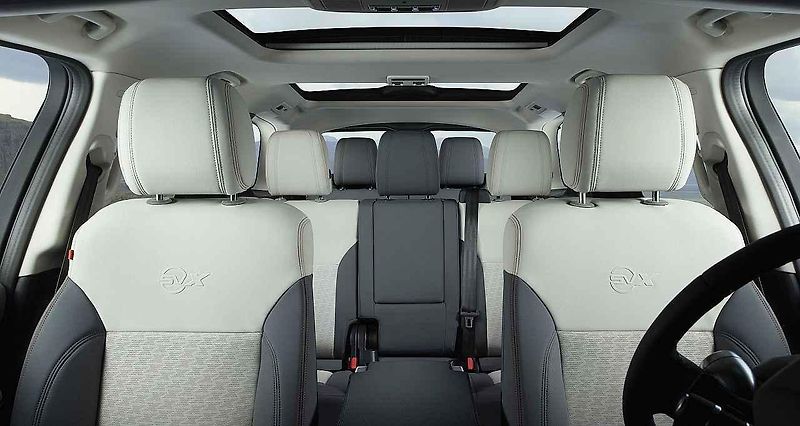 Land Rover Discovery SVX.