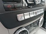 Mercedes-Benz Třídy C (2011) 300 CDi 4Matic,ČR. 1.majitel - náhled 13