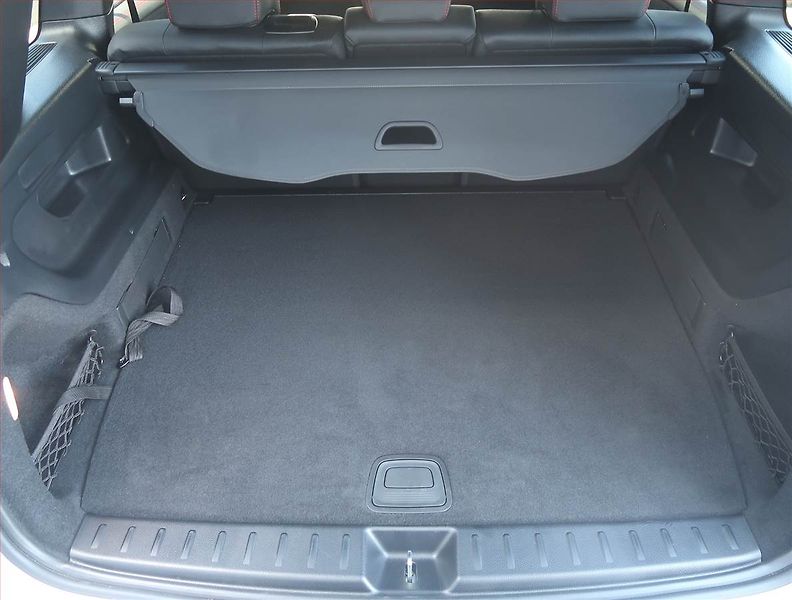 Mercedes-Benz GLB (2024) 200 d 4MATIC - fotka 13 z 14