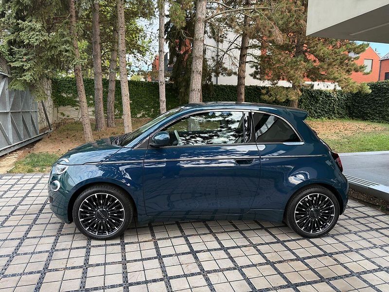 Fiat 500 LaPrima 42kWh JBL - fotka 3 z 34