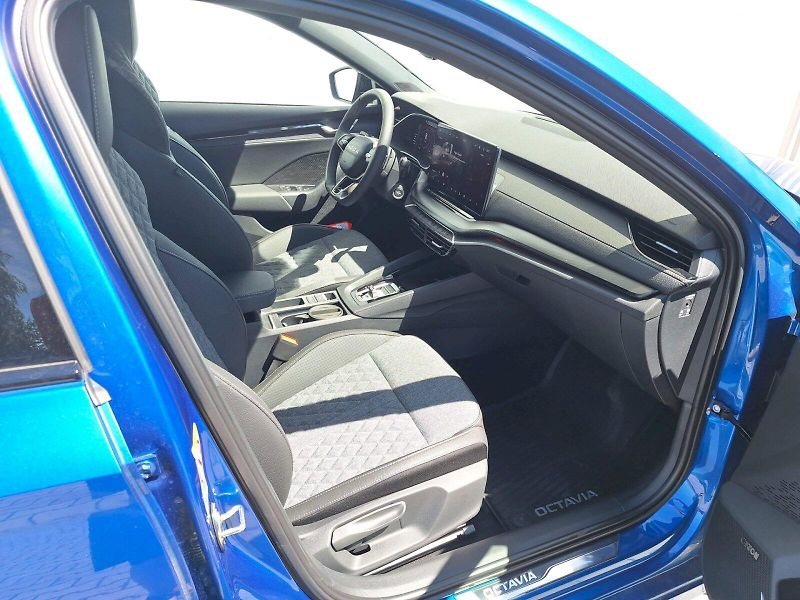 Škoda Octavia (2025) COMBI / 1.5 TSI M-HEV / 110 kW - fotka 23 z 30