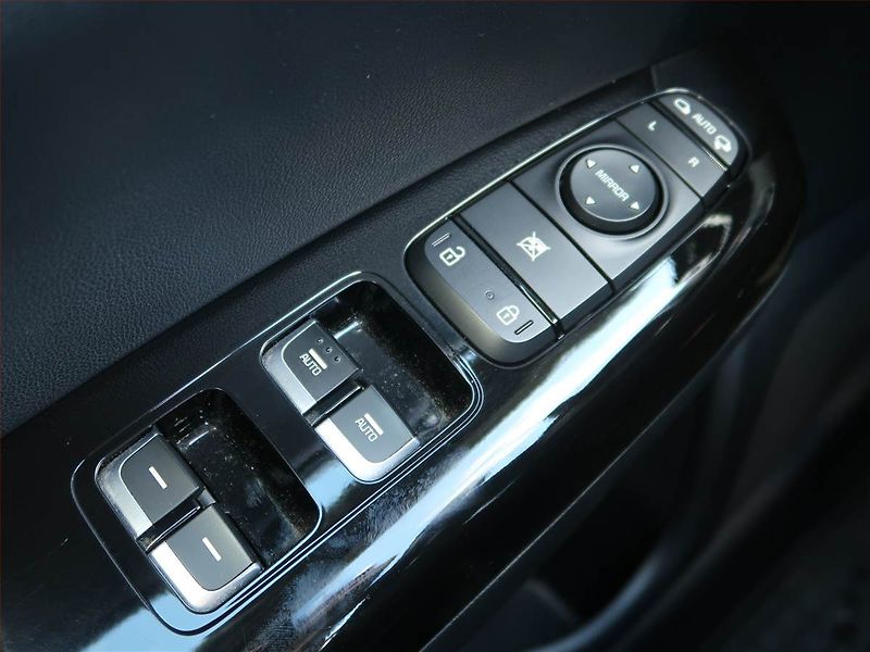 Kia Sportage (2019) Platinum 1.6 T-GDI, 4X4 - fotka 18 z 18