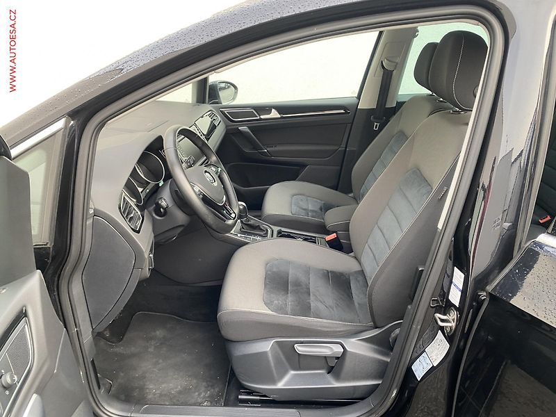 Volkswagen Golf Sportsvan (2015) 1.4 TSi, Highline, DSG - fotka 13 z 19