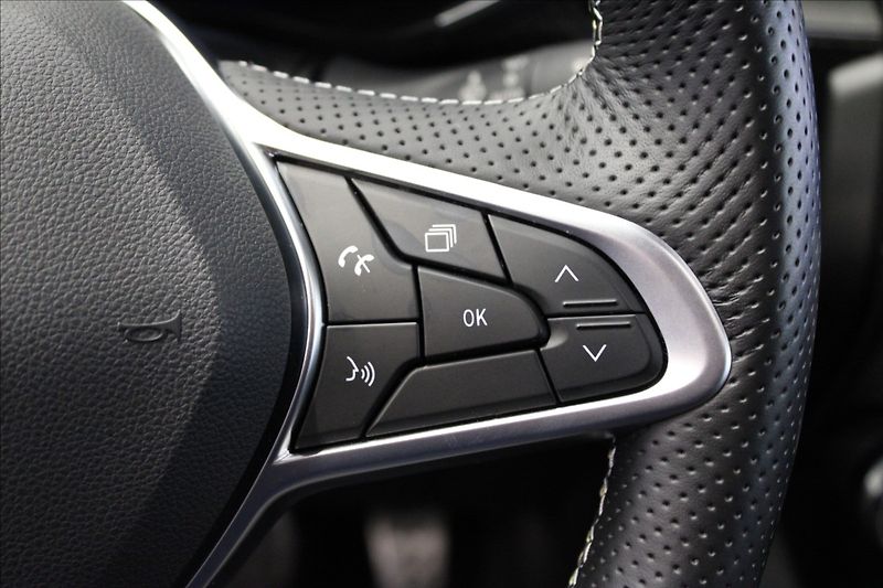 Renault Arkana 1,6 E-TECH Engeneering - fotka 19 z 42