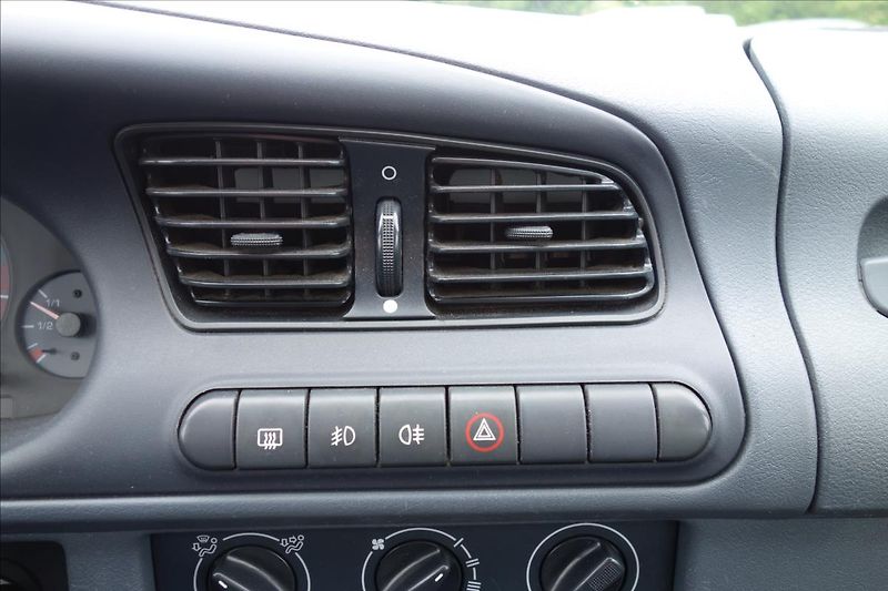 Škoda Felicia 1,3 i, ČR, 1 MAJ., TOP STAV!! - fotka 20 z 33
