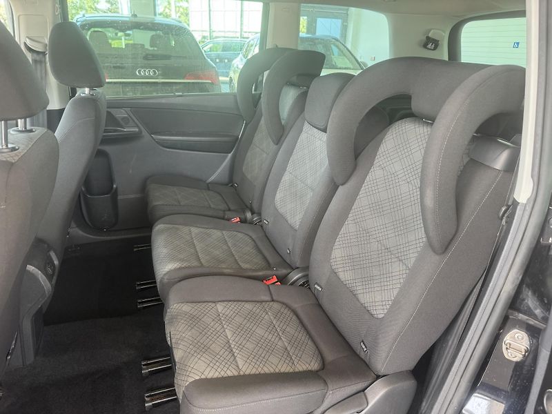 Volkswagen Sharan (2016) 2,0TDi 7.MÍST NAVIGACE KAMERA - fotka 11 z 14
