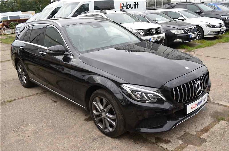 Mercedes-Benz Třídy C (2016) 250 COMBI  4MATIC AT - fotka 3 z 23