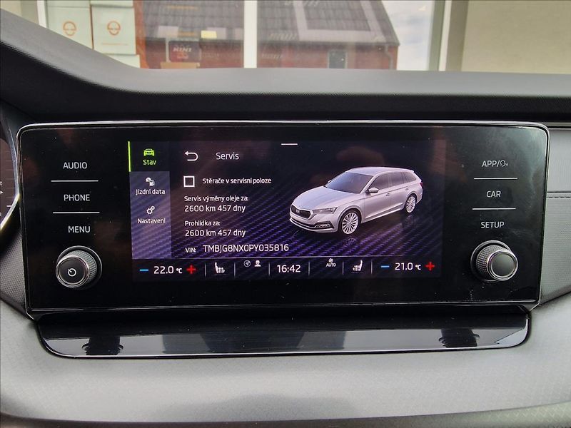 Škoda Octavia 2.0 TDI, původ ČR, 1.Majitel - fotka 28 z 50