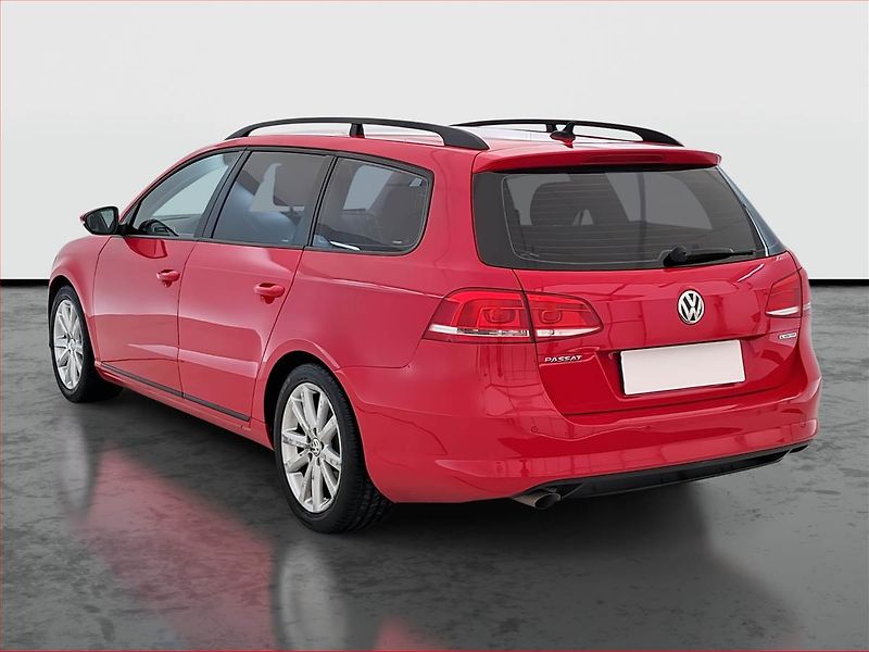 Volkswagen Passat (2014) 1.6 TDI, Serv.kniha, Navi - fotka 4 z 18