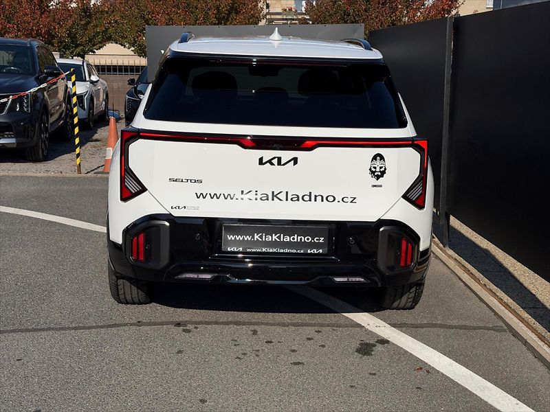 Kia Seltos 1,6 T-GDi DCT Xline Comfort - fotka 5 z 13