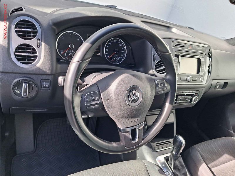 Volkswagen Tiguan (2015) 2.0 TDi 4x4, Sport&Style - fotka 12 z 19
