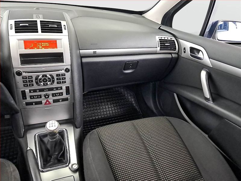 Peugeot 407 (2009) 2.0 16V, nová STK, udržované - fotka 8 z 15