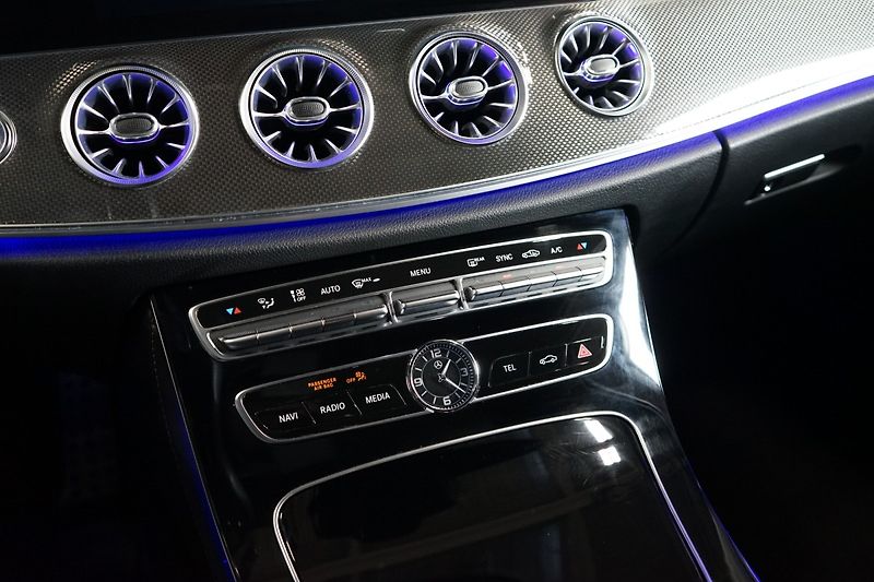 Mercedes-Benz CLS (2019) MANUFAKTUR*HUD*VZDUCH*360 - fotka 25 z 38